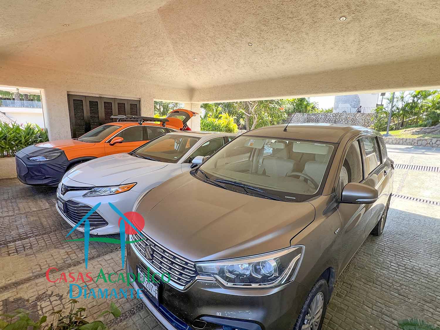 Villa Las Nubes - Estacionamiento 5